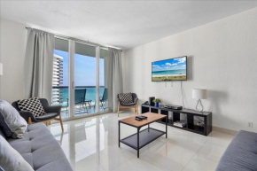 Beachfront 2 bedroom at Tides Hollywood 8th floor